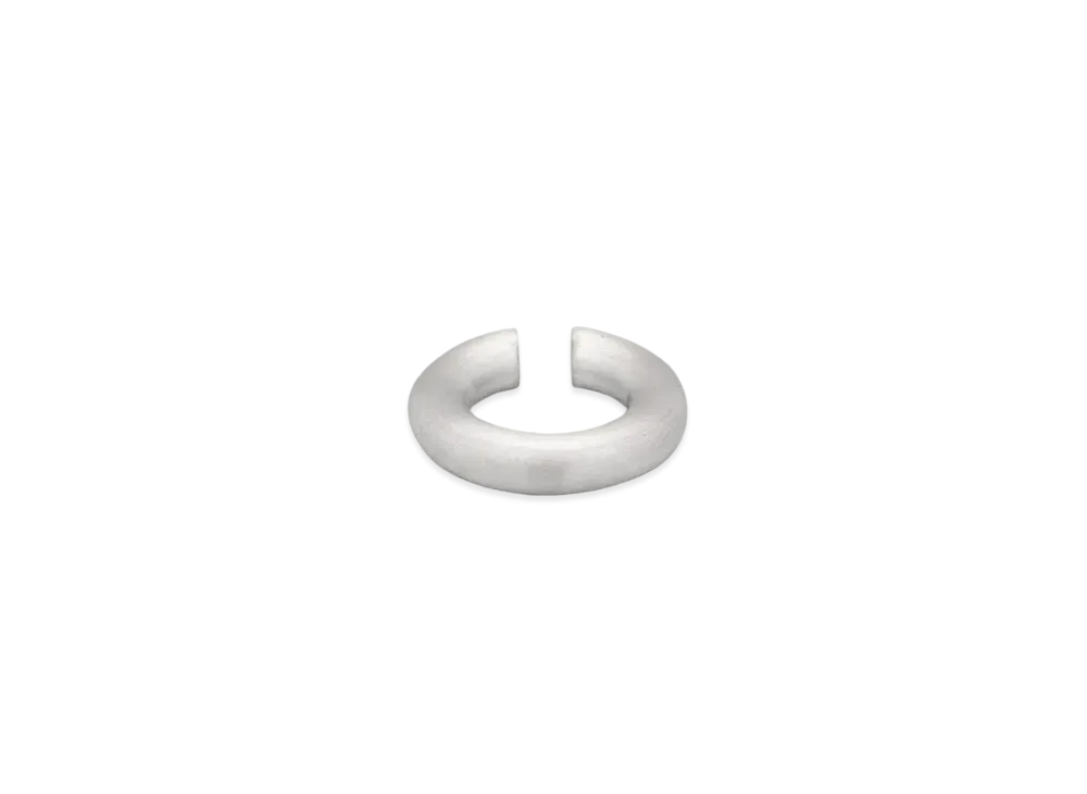TOMWOOD Chunky Ear Cuff M "Satin Silver"
