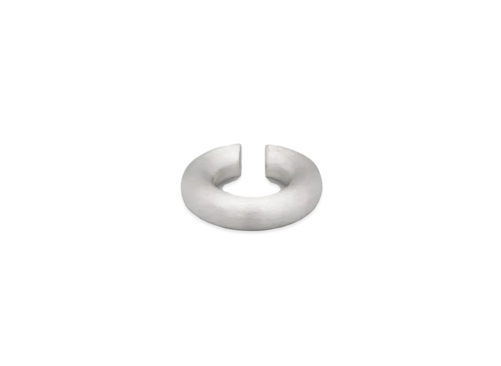TOMWOOD Chunky Ear Cuff L "Satin Silver"