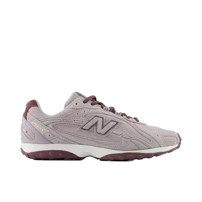 New Balance 204L "Truffle Salt/Fast Track"