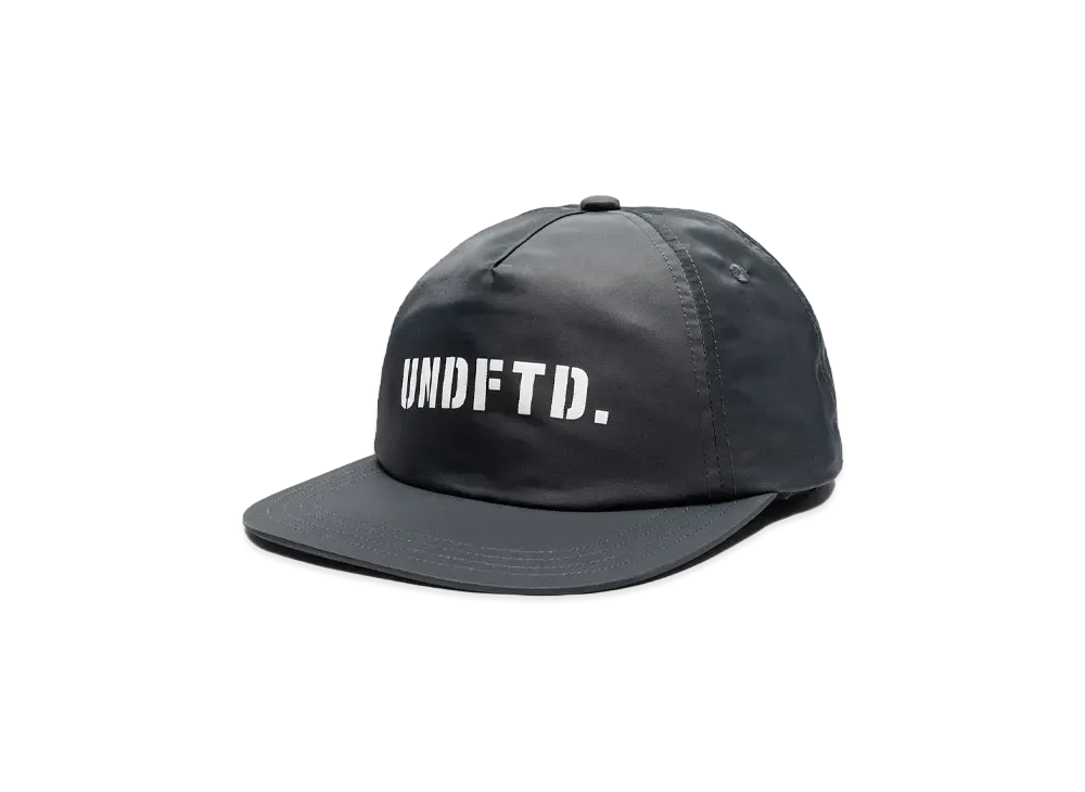 UNDEFEATED STENCIL STRAPBACK - 90202 "Black"