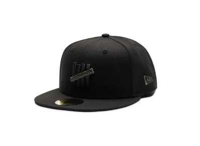UNDEFEATED X NE STRIKE ICON FITTED - 90201 "Black"