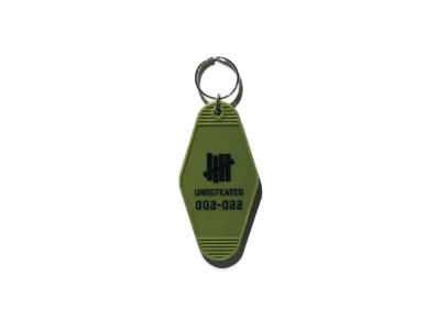 UNDEFEATED MOTEL KEYCHAIN - 02191 "Olive"