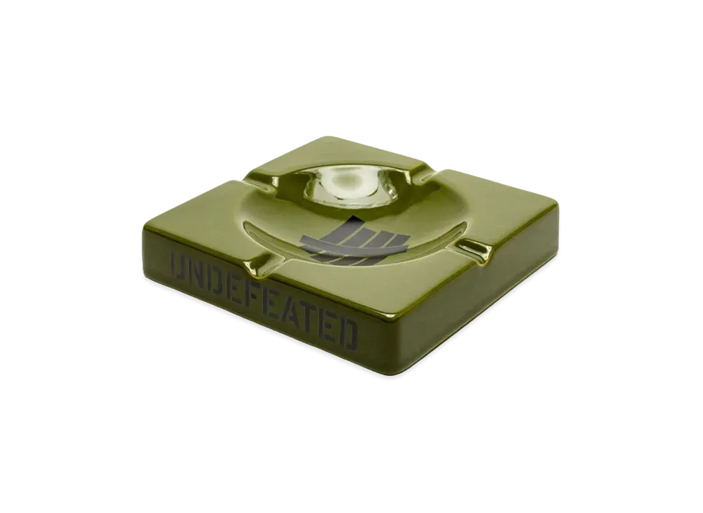 UNDEFEATED ASHTRAY - 02188 "Olive"