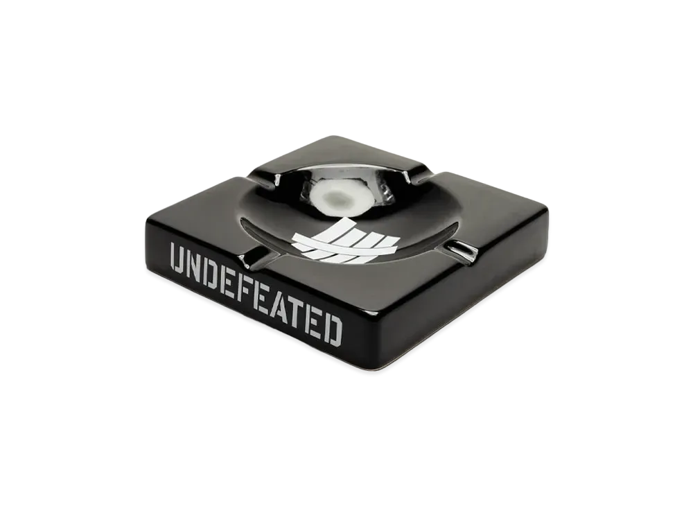 UNDEFEATED ASHTRAY - 02188 "Black"