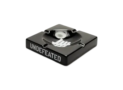 UNDEFEATED ASHTRAY - 02188 "Black"