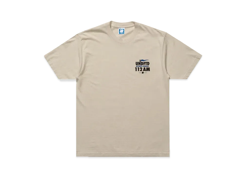 UNDEFEATED Sports Radio S/S Tee "Beige"