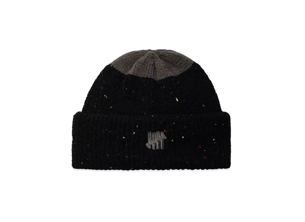 UNDEFEATED Icon Contrast Speckled Beanie "Black"