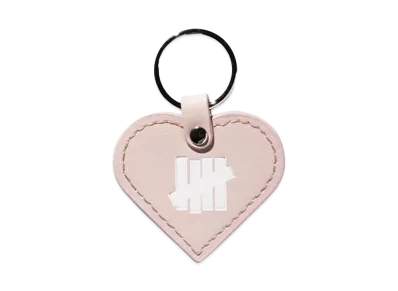 UNDEFEATED Heart Keychain "Pink"
