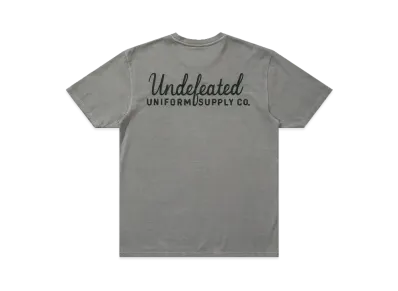 UNDEFEATED Script S/S Tee "Gray"