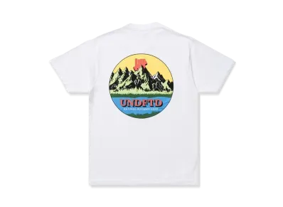 UNDEFEATED Natural S/S Tee "White"