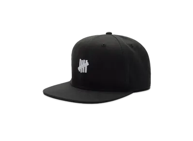 UNDEFEATED Icon Strapback "Black"