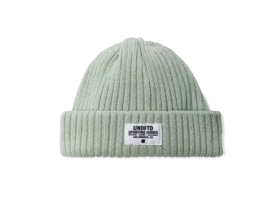 UNDEFEATED Sporting Goods Beanie "Light Green"
