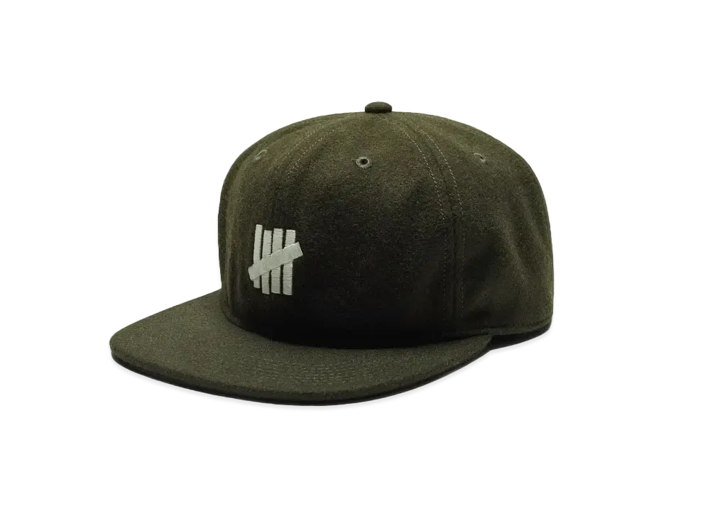 UNDEFEATED Icon Strapback "Olive"