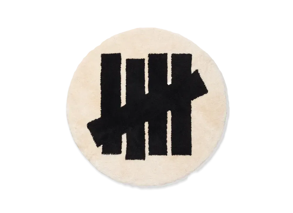 UNDEFEATED Icon Rug "Off White"