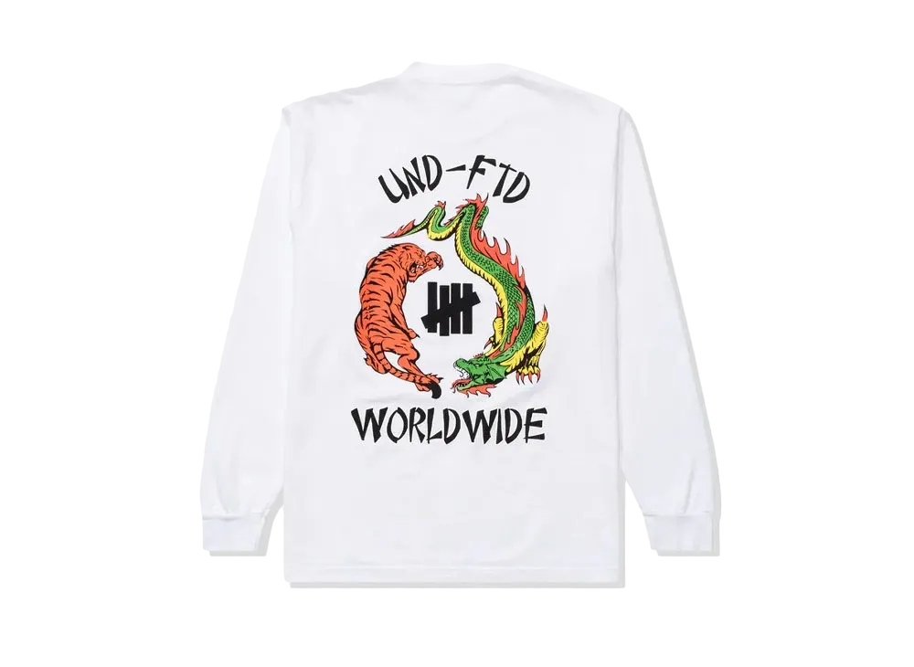UNDEFEATED East Vs West L/S Tee "White"