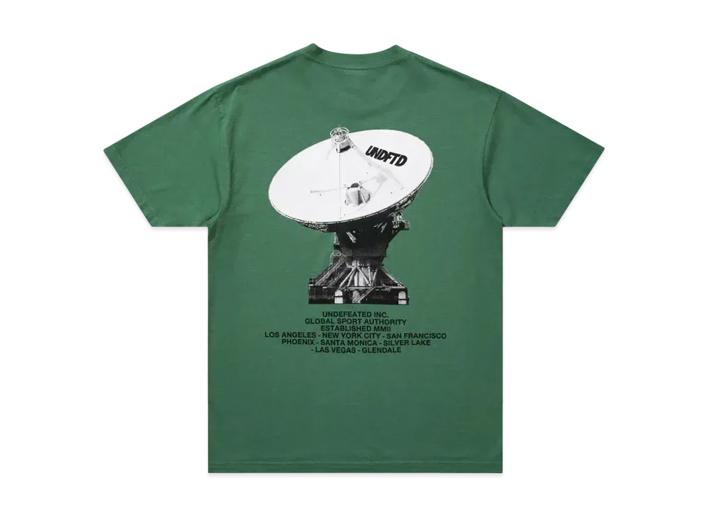 UNDEFEATED Comm S/S Tee "Green"
