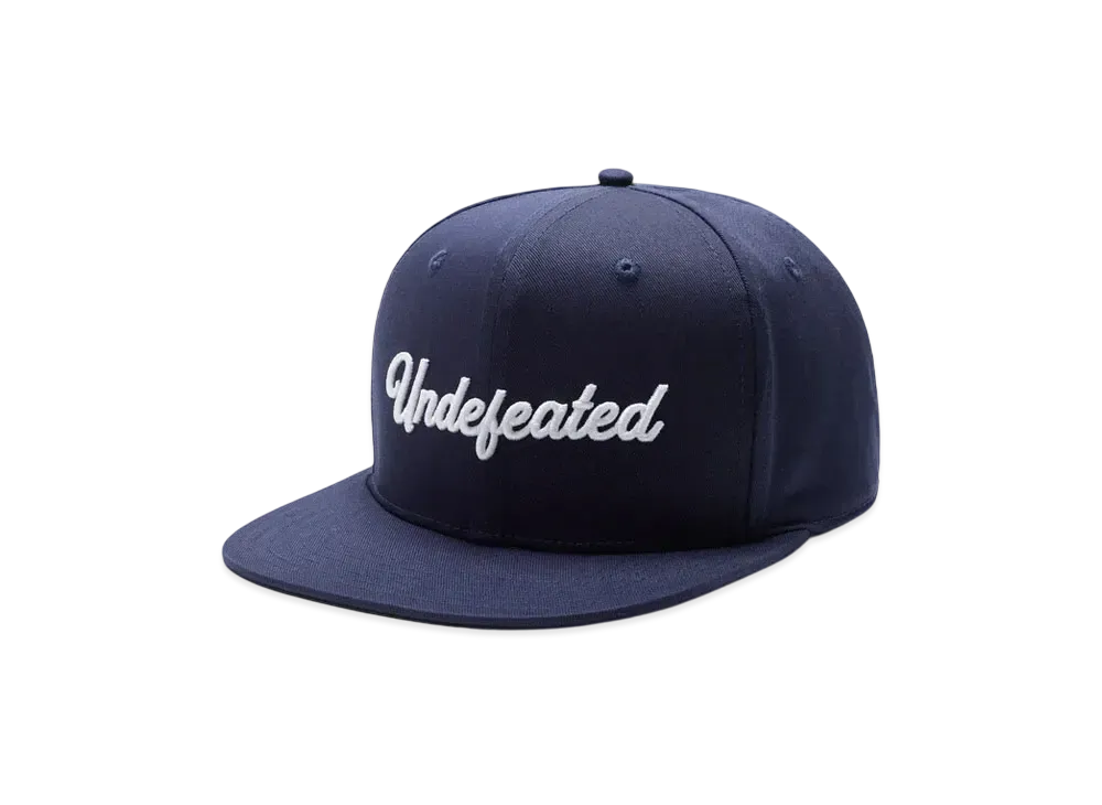 UNDEFEATED Script Logo Snapback "Navy"