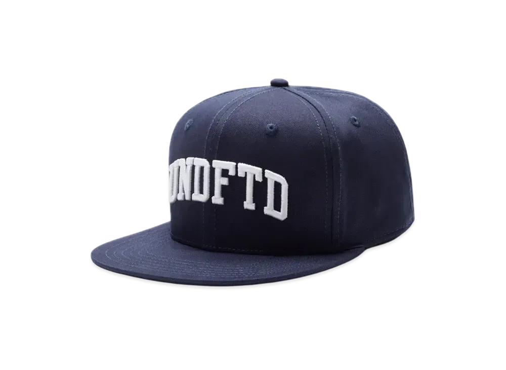 UNDEFEATED Arch Snapback "Navy"