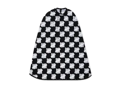 UNDEFEATED Barber Cape "Black"