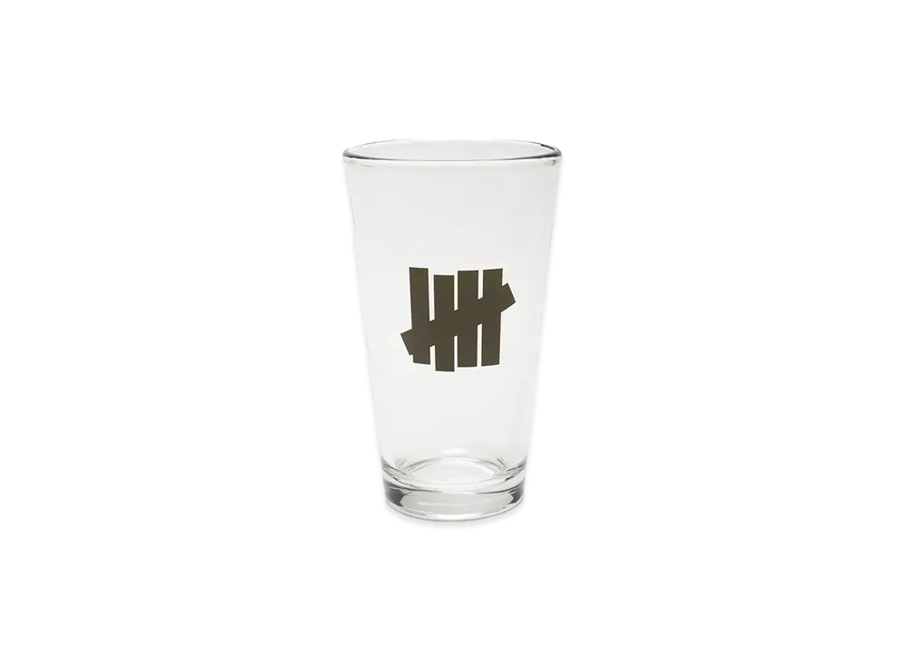UNDEFEATED Pint Glass "Olive"
