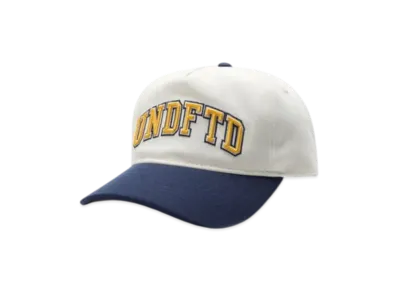 UNDEFEATED 2-Tone Arch Snapback "Off White"