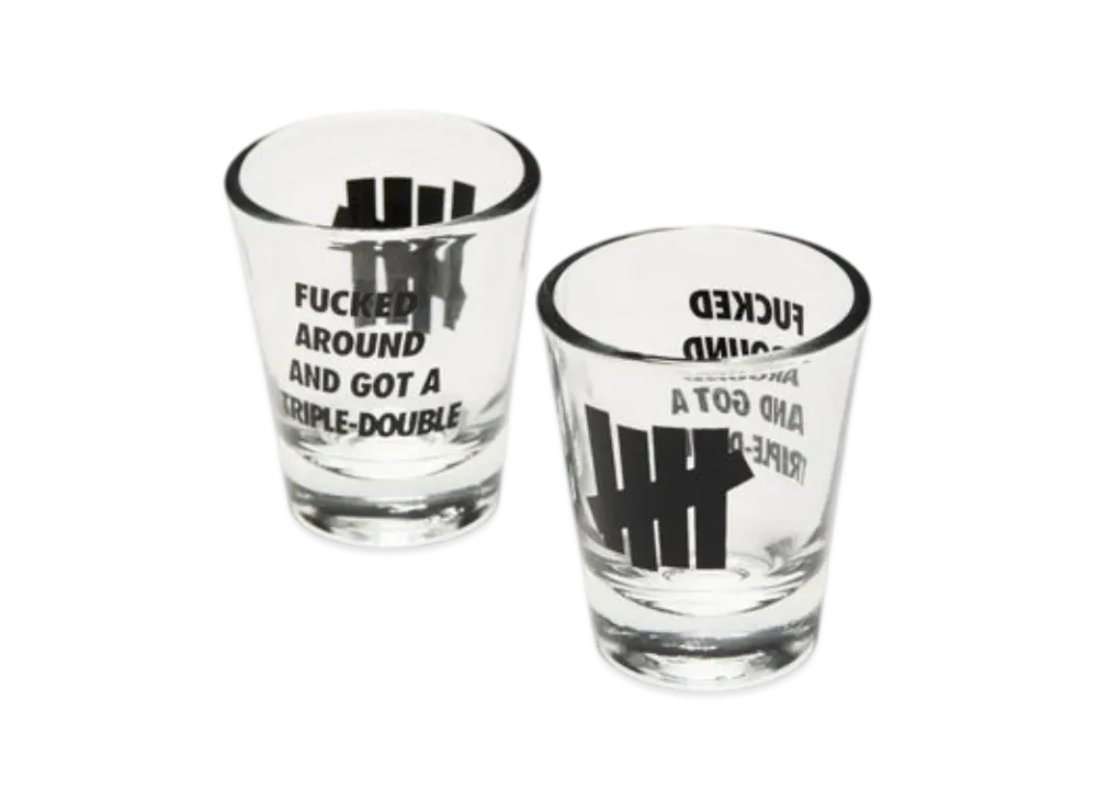 UNDEFEATED Shot Glass Set "Black"