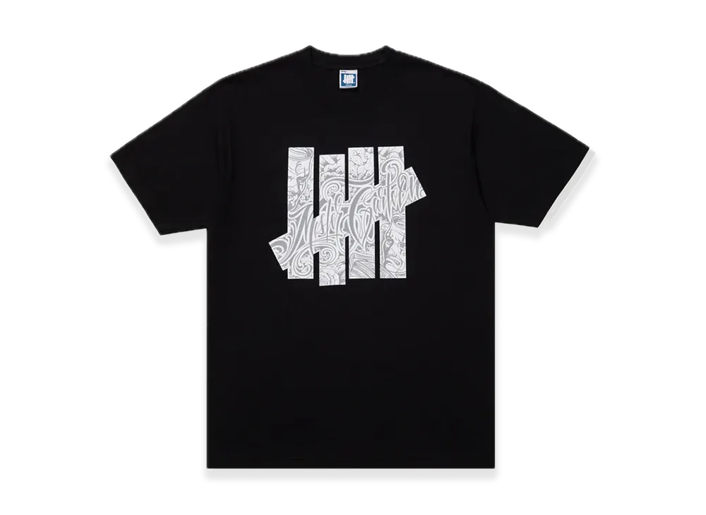 UNDEFEATED x Mister Cartoon S/S Tee "Black"