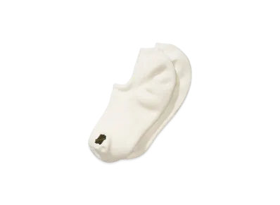 UNDEFEATED Premium Icon No Show Sock "Off White"