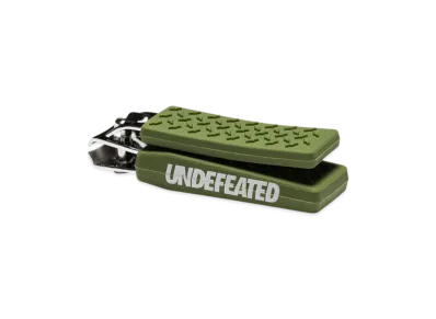 UNDEFEATED Nail Clipper "Olive"