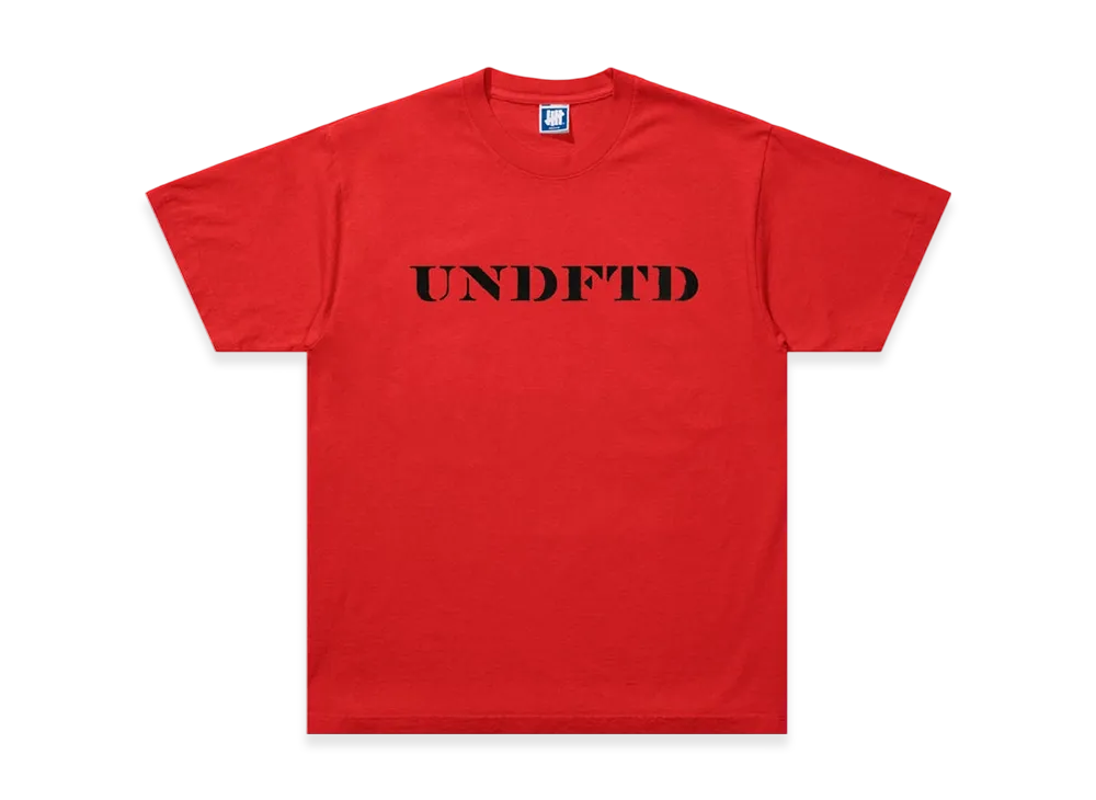 UNDEFEATED Stencil S/S Tee "Red"