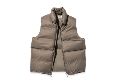 Unlikely Simple Down Vest "Beige"