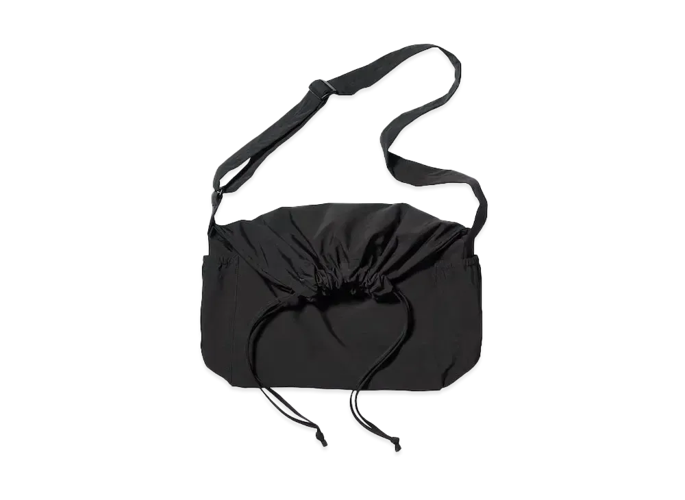 Uniqlo U 24SS Drawstring Shoulder Bag "Black"