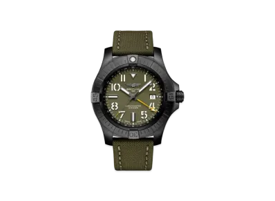 Breitling Avenger Automatic GMT 45 Night Mission "Khaki Green/Titanium"