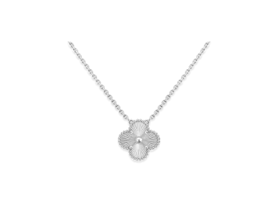 Van Cleef & Arpels Vintage Alhambra pendant "18K White gold"