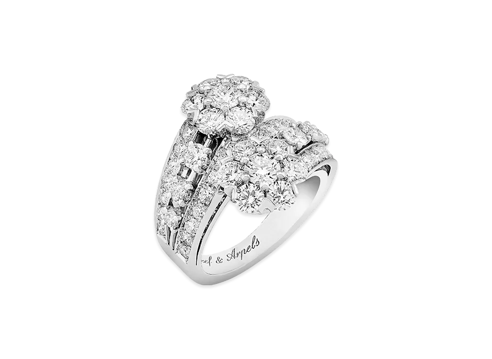 Van Cleef & Arpels Snowflake ring "18K White gold/Diamond"