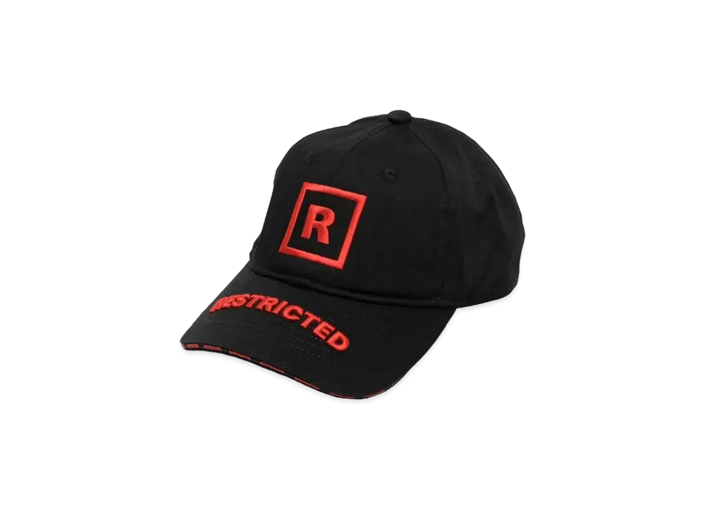 VETEMENTS Logo Cap "Black"