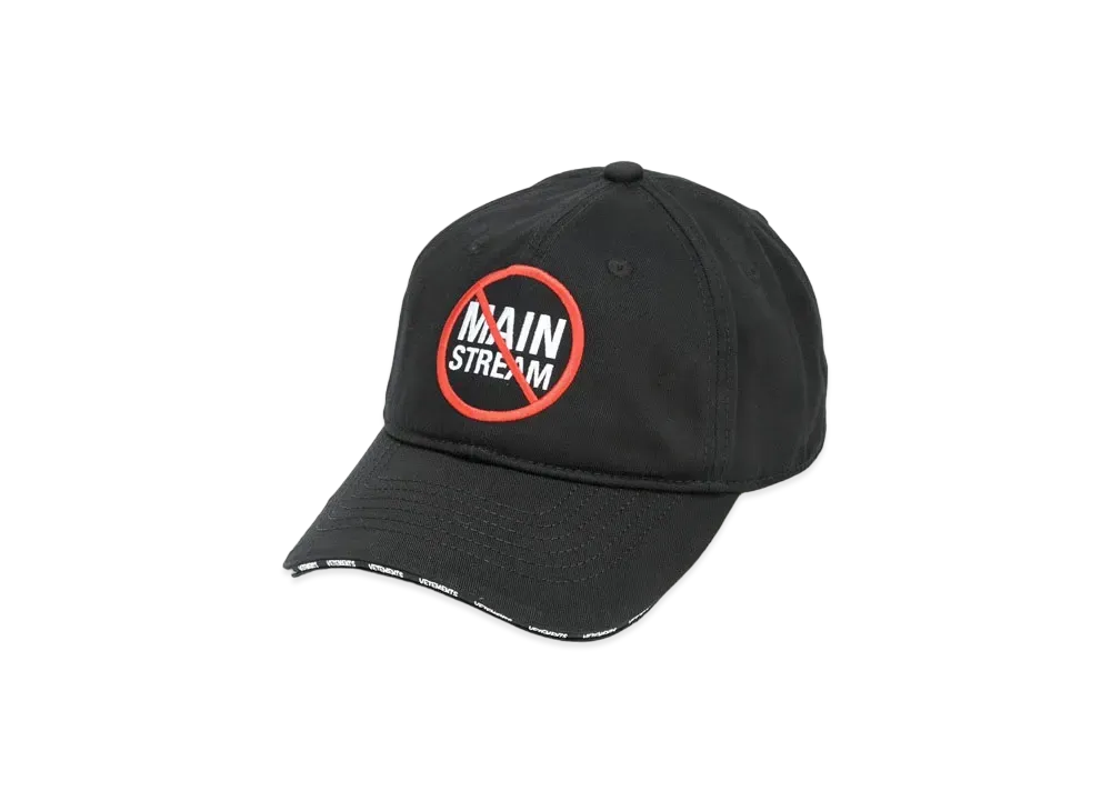 VETEMENTS Slogan Cap "Black"