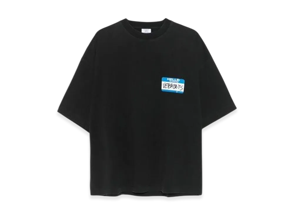 ヴェトモン Tシャツ　Mサイズ ヴェトモン(VETEMENTS)コラボスニーカー アパレル 人気の新作/中古通販