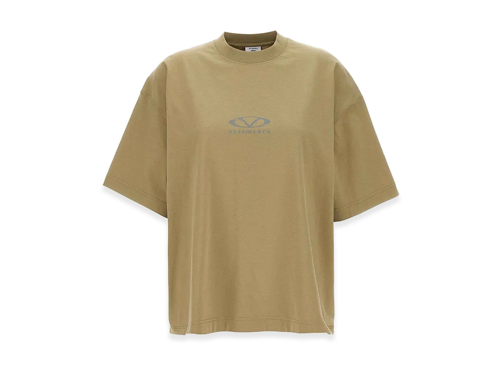 VETEMENTS Women's Oval Logo T-Shirt 