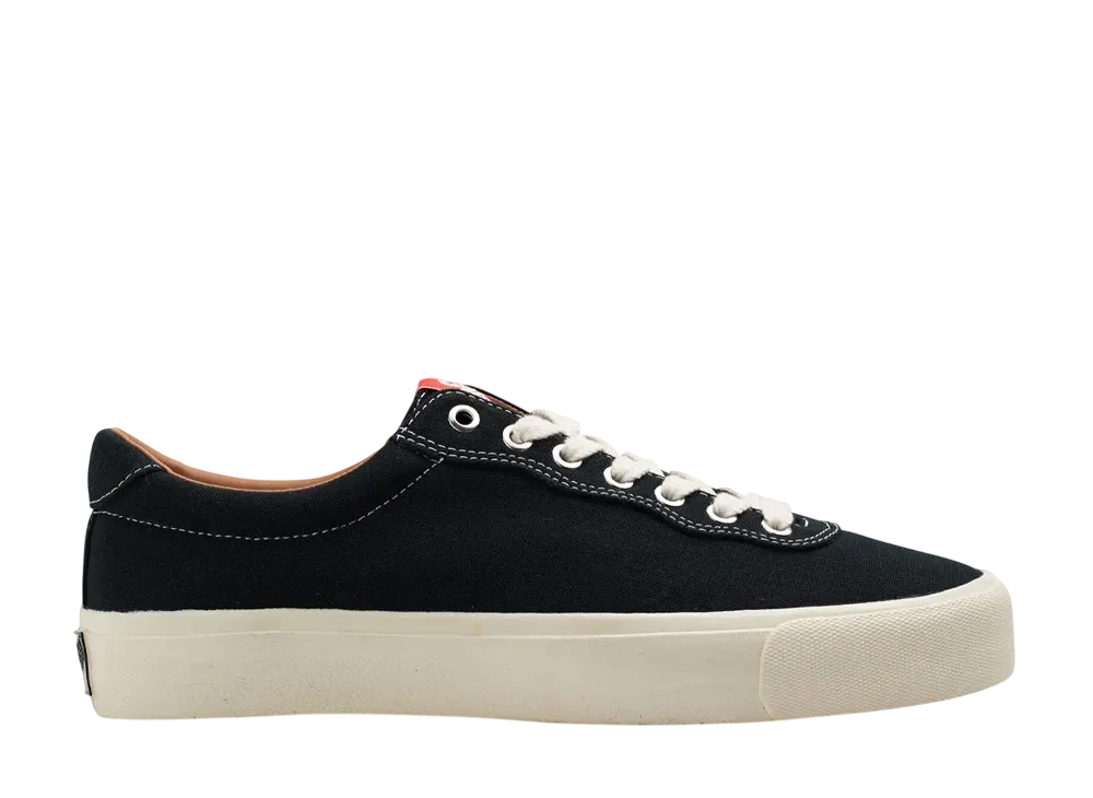 Last Resort AB VM001 Lo Canvas "Black/White"
