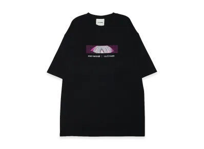 VAULTROOM x CAPCOM CUP A.K.I Tee "Black"