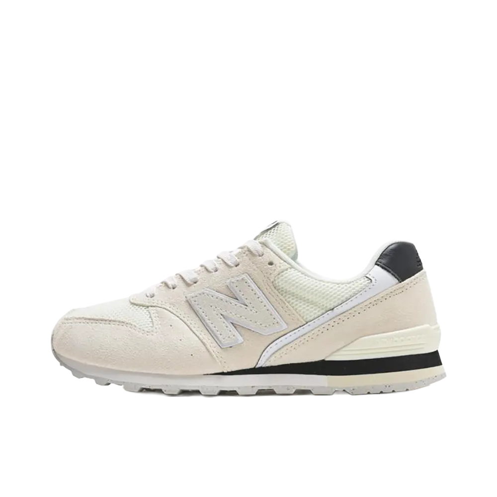 New Balance Women's 996 "Off White"