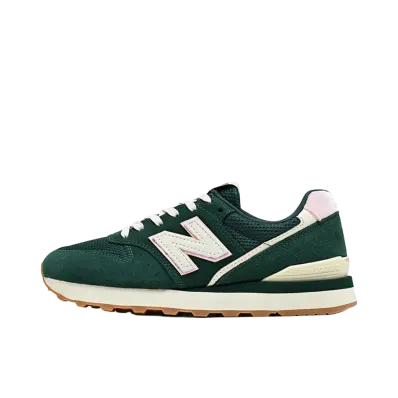New Balance Women's 996 "Green"