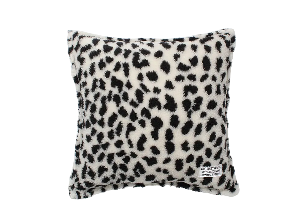 WACKO MARIA Leopard Boa Cushion "White"