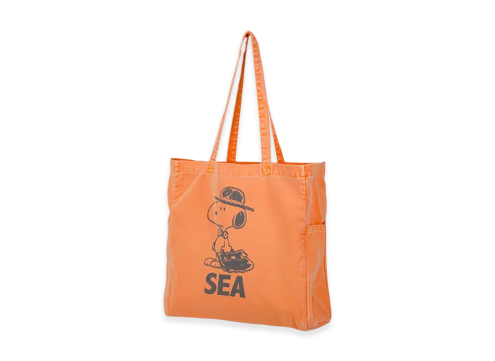 WIND AND SEA x SMOOTHY Snoopy Pigment Tote Bag "Orange"
