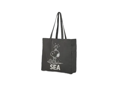 WIND AND SEA x SMOOTHY Snoopy Pigment Tote Bag "Black"