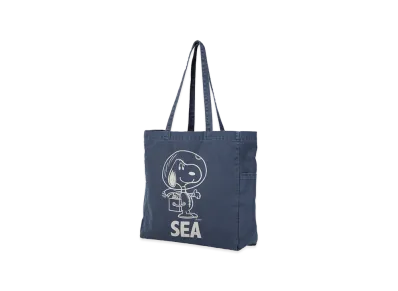 WIND AND SEA x SMOOTHY Snoopy Pigment Tote Bag "Navy"