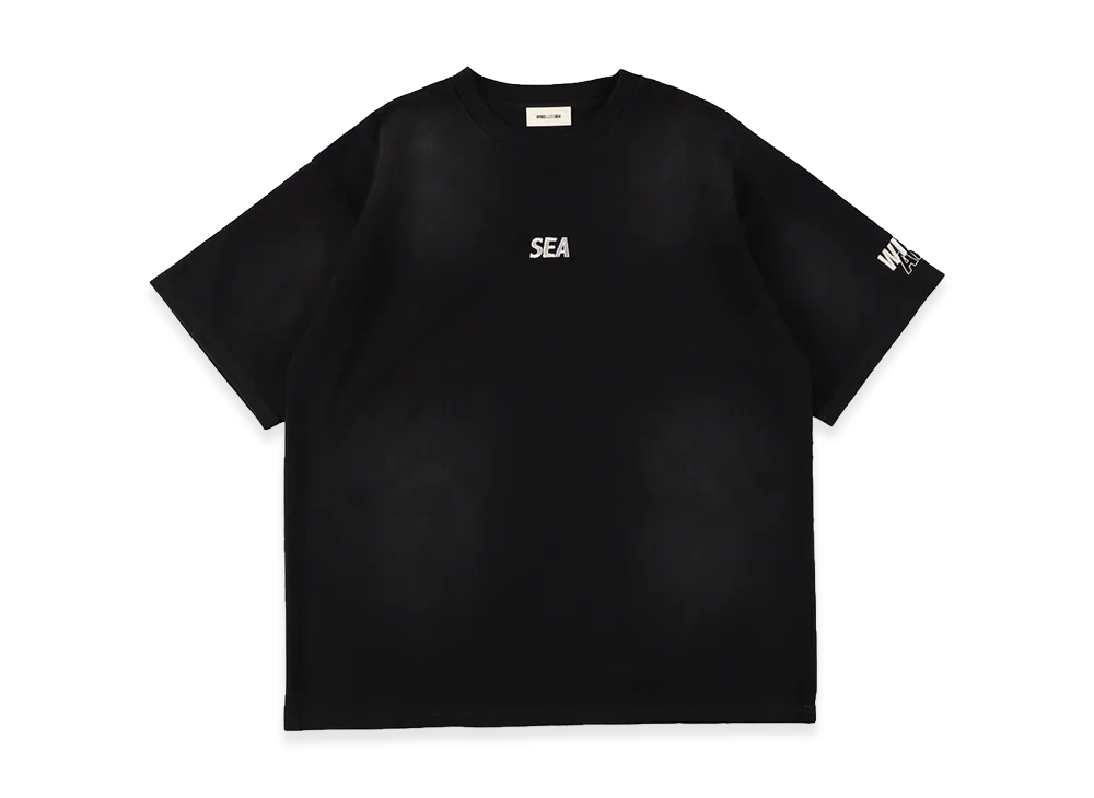 WIND AND SEA Sulfur Dyeing Logo S/S Tee "Black"
