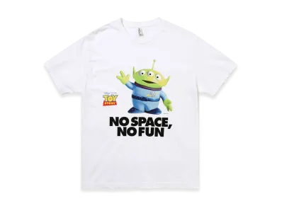 Weber x Toy Story Capsule Collection Little Green Men "White"