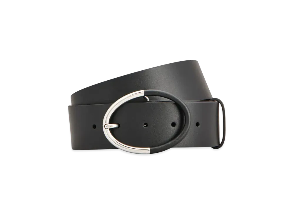 トッズ レザー ベルト "ブラック" XCWCRI00100RORB999